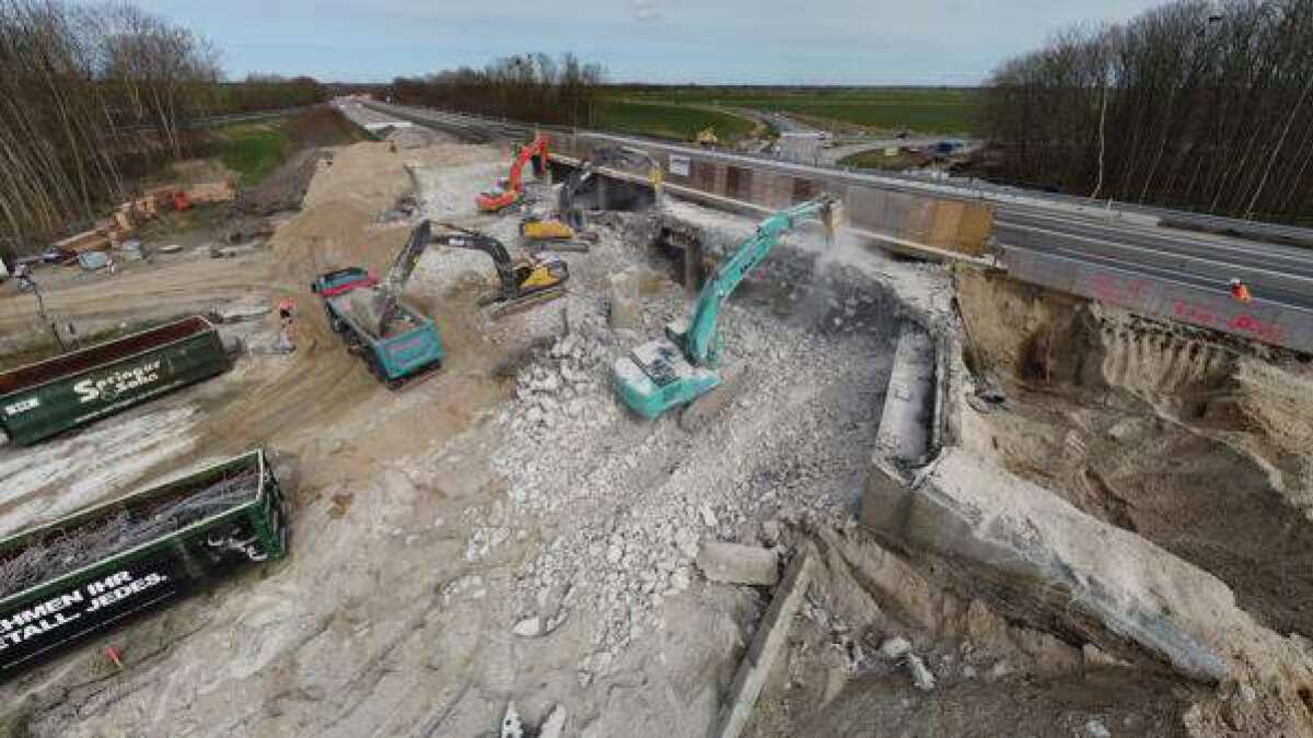 Abriss des zweiten Teilbauwerks der Autobahnbrücke beginnt im April