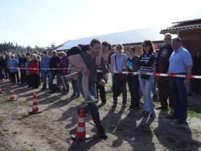 3. Deutsche Meisterschaft im Frauentragen