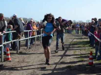 3. Deutsche Meisterschaft im Frauentragen