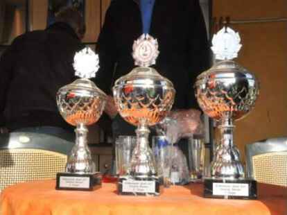 Hoch her ist es beim Stockcar-Rennen in Gro&szlig;enkneten gegangen.