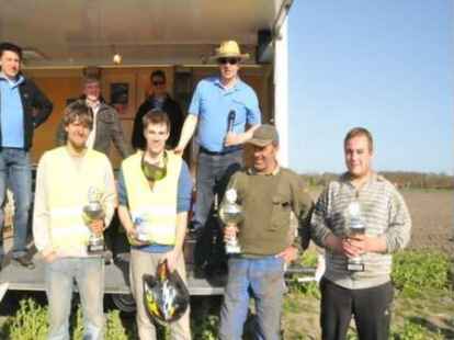 Hoch her ist es beim Stockcar-Rennen in Gro&szlig;enkneten gegangen.