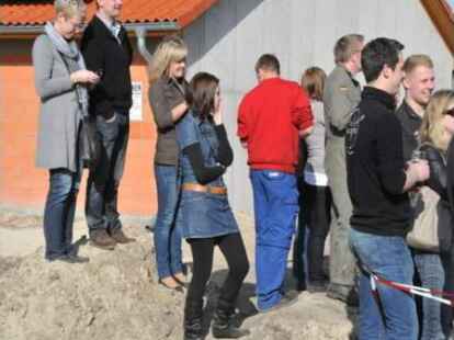 Hoch her ist es beim Stockcar-Rennen in Gro&szlig;enkneten gegangen.