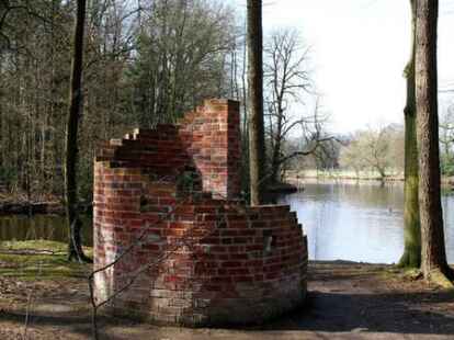 Mehr Ansichten aus dem Residenzort Rastede - wie hier vom Ellernteich - bekommen Sie auf  zu sehen.