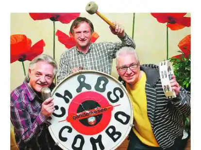 Proben derzeit mit 12 Bandkollegen f&uuml;r die Neuauflage: Stephan Schibel (von links), Peter Sch&ouml;pski und Michael Torunski von der Chaos Combo.