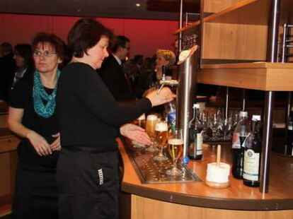 Mehr als 250 G&auml;ste haben am Donnerstagabend den Neujahrsempfang des Cloppenburger DeHoGa in der Stadthalle besucht.