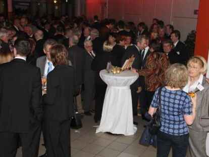 Mehr als 250 G&auml;ste haben am Donnerstagabend den Neujahrsempfang des Cloppenburger DeHoGa in der Stadthalle besucht.