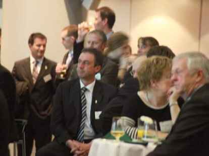 Mehr als 300 G&auml;ste diskutierten auf dem dritten Parlamentarischen Messeabend anl&auml;sslich der Eurotier &uuml;ber die Zukunft der Agrar- und Ern&auml;hrungswirtschaft.