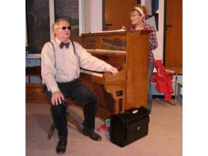 Spa&szlig;iges Vergn&uuml;gen: &bdquo;Rismus Rasmus oder &ndash; de Bandschiebenv&ouml;rfall&ldquo;.