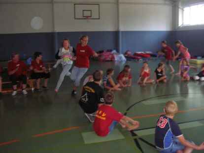 Auf dem Programm standen Spiel, Spa&szlig; und leckeres Essen mit anschlie&szlig;ender gemeinsamer &Uuml;bernachtung