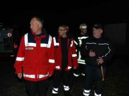 Ein Feuer im St.-Martins-Heim, bei dem Bewohner aus dem verqualmten Geb&auml;ude geborgen werden mussten - das sah das &Uuml;bungsszenario vor.