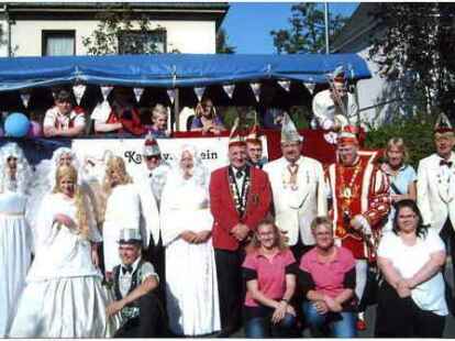 Der Karnevalverein Blau-Rot Oldenburg e. V. war ebenfalls auf dem Kramermarktsumzug mit einer gro&szlig;en Gruppe unterwegs.