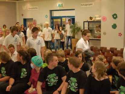 Mit einem gro&szlig;en Fest wurden 112 M&auml;dchen und Jungen an der Realschule Wildeshausen entlassen