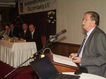 Gastredner auf der Vertreterversammlung des Kreislandvolkverbendes Cloppenburg in Th&uuml;le war der nieders&auml;chsische Landwirtschaftsminister Gerd Lindemann.