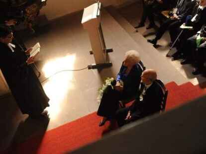 Zufrieden wie am Tag ihrer ersten Trauung sind Luise und Kurt Kobs am Dienstag. Sie feiern ihren 75. Hochzeitstag.