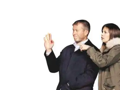 H&auml;ufig bei Spielen des FC Chelsea dabei: Roman Abramowitsch (45) und seine Partnerin Daria Zhukova (30)