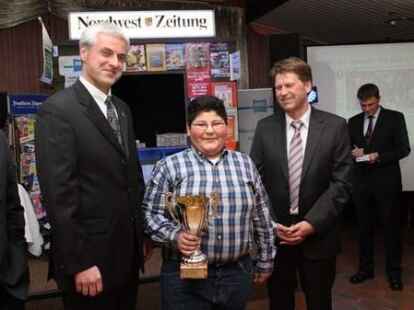 Gro&szlig;e Spannung herrschte am Mittwochabend im Sch&uuml;tzenhof Kirchhatten bei der Ehrung der Sportlerinnen und Sportler des Jahres 2011 im Landkreis Oldenburg.