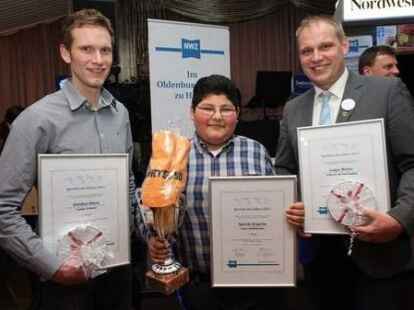 Gro&szlig;e Spannung herrschte am Mittwochabend im Sch&uuml;tzenhof Kirchhatten bei der Ehrung der Sportlerinnen und Sportler des Jahres 2011 im Landkreis Oldenburg.