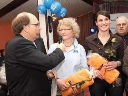 Gro&szlig;e Spannung herrschte am Mittwochabend im Sch&uuml;tzenhof Kirchhatten bei der Ehrung der Sportlerinnen und Sportler des Jahres 2011 im Landkreis Oldenburg.