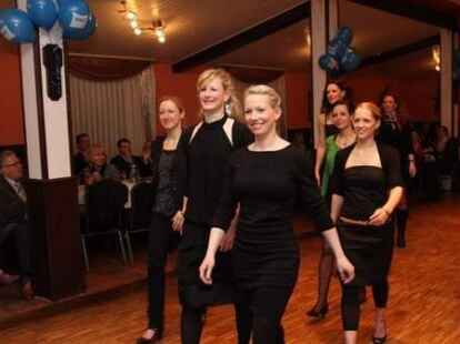 Gro&szlig;e Spannung herrschte am Mittwochabend im Sch&uuml;tzenhof Kirchhatten bei der Ehrung der Sportlerinnen und Sportler des Jahres 2011 im Landkreis Oldenburg.