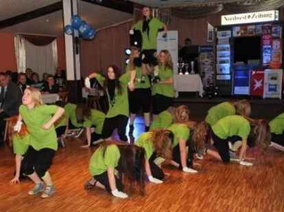 Gro&szlig;e Spannung herrschte am Mittwochabend im Sch&uuml;tzenhof Kirchhatten bei der Ehrung der Sportlerinnen und Sportler des Jahres 2011 im Landkreis Oldenburg.