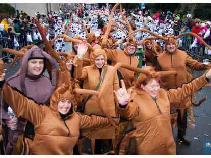 101 Die Fernbedienten Spacken E. Vau