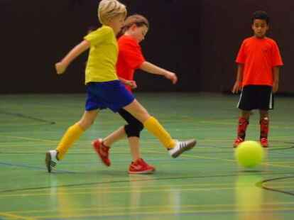 In der Brakenhoffsporthalle fand die 5. Hallenfu&szlig;ballmeisterschaft der Grundschulen in Westerstede statt.