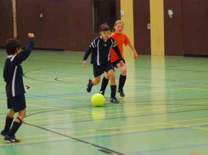 In der Brakenhoffsporthalle fand die 5. Hallenfu&szlig;ballmeisterschaft der Grundschulen in Westerstede statt.