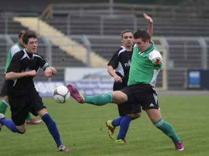 Im Marschwegstadion standen sich die Sch&uuml;ler der HRS Garrel und HRS Edewecht im Finale des Barmer-GEK-Cups gegen&uuml;ber.