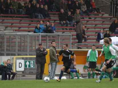 Im Marschwegstadion standen sich die Sch&uuml;ler der HRS Garrel und HRS Edewecht im Finale des Barmer-GEK-Cups gegen&uuml;ber.