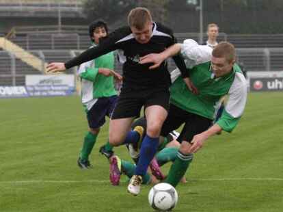 Im Marschwegstadion standen sich die Sch&uuml;ler der HRS Garrel und HRS Edewecht im Finale des Barmer-GEK-Cups gegen&uuml;ber.