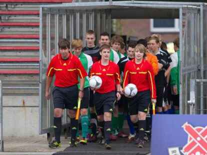Im Marschwegstadion standen sich die Sch&uuml;ler der HRS Garrel und HRS Edewecht im Finale des Barmer-GEK-Cups gegen&uuml;ber.