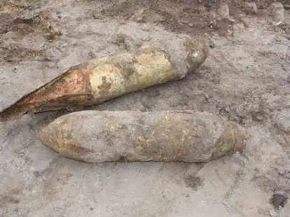 Die beiden Bomben vom Typ SD-70 wurden kontrolliert gesprengt.  Bild: KBD