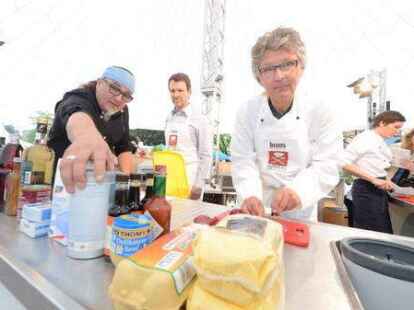 Das Festival &bdquo;Oldenburg kocht&ldquo; ist er&ouml;ffnet worden. Der Auftakt stand unter dem Motto &bdquo;S&uuml;dafrika Begegnungen&ldquo;.