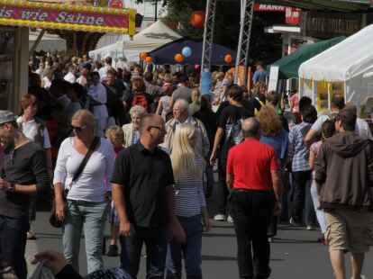 Beim B&uuml;rgerfest herrschte im Huder Ortskern buntes Treiben.