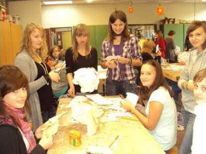 Proben, Basteln, Musizieren: Der Austausch hat die polnischen und die deutschen Jugendlichen einander n&auml;her gebracht.