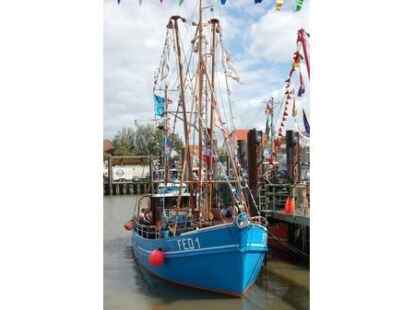 H&ouml;hepunkte der Kutterregatta in Fedderwardersiel waren die G&auml;stefahrten sowie der Besuch des Seenotrettungskreuzers 