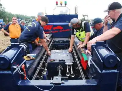 Mit 151 Meldungen verzeichnete der 5. Wemkendorfer Trecker-Treck einen neuen Rekord. Auch die Besucherzahlen stellten die Veranstalter mehr als zufrieden.