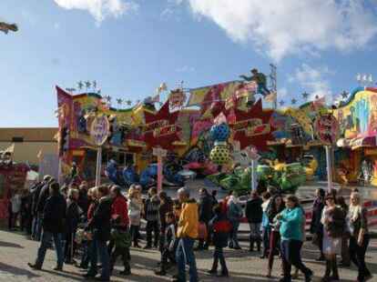 Blauer Himmel (den gab es nicht immer), viele Besucher und gute Laune auf dem Oldenburger Kramermarkt: Damit ist es jetzt auch schon wieder vorbei.