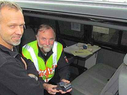 Kleine S&uuml;nden bestraft der liebe Gott sofort (von links): Rolf Peters und Andreas Kreye