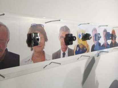 N@chbar Werner Fuhlrott hat bei seinem Besuch einige Bilder mitgebracht, unter anderem von Oldenburgern, die durch die Linse schauen. Mehr Bilder aus dem Stadtmuseum zeigt er auf mein-oldenburg.de.