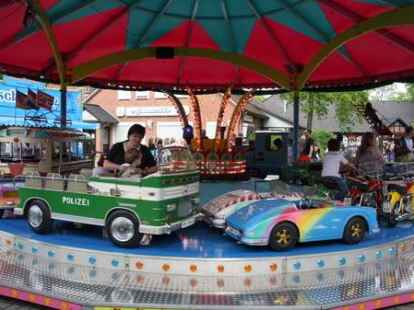 365 Kinder nahmen an dem Spieleprogramm teil. Im Anschluss gab es die Kinderk&ouml;nigs-Kr&ouml;nung.