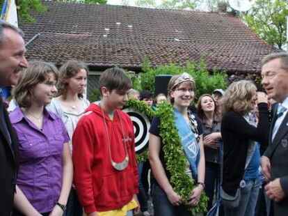 365 Kinder nahmen an dem Spieleprogramm teil. Im Anschluss gab es die Kinderk&ouml;nigs-Kr&ouml;nung.