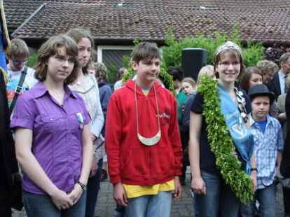 365 Kinder nahmen an dem Spieleprogramm teil. Im Anschluss gab es die Kinderk&ouml;nigs-Kr&ouml;nung.