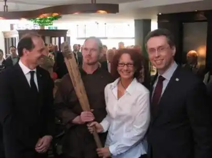 Am Montag &uuml;bernahmen Maren Bonengel und Remo Wasmund das Ruder im &bdquo;Haus der Getreuen&ldquo; von Wolfgang Speth und Michael Reitze.