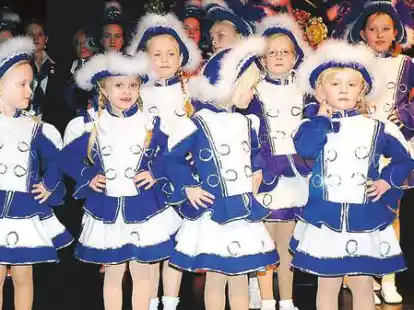 Auch die Kindergarde der &bdquo;Lachenden B&uuml;tt&ldquo; begeisterte die Zuschauer.