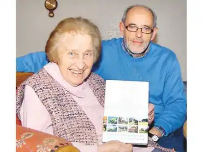 Elfriede Rengstorf hat viele Erinnerungen beigesteuert, die Hans-Wilhelm Kaper in der Chronik &uuml;ber Jeringhave-Tange-Rotenhahn aufgeschrieben hat.