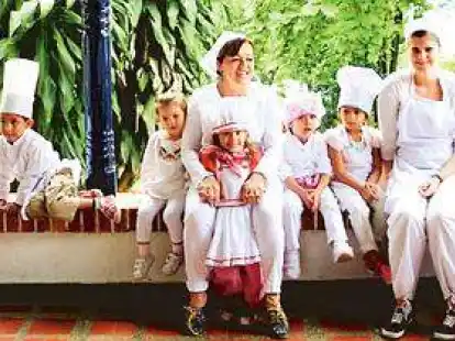 Flei&szlig;ig gebacken wurde in der Vorweihnachtszeit auch in der Waldorfschule in La Estrella, in der Annika Wilke mit Kleinkindern zusammenarbeitet. Ab diesem Jahr leitet die Wildeshauserin auch Deutschkurse..