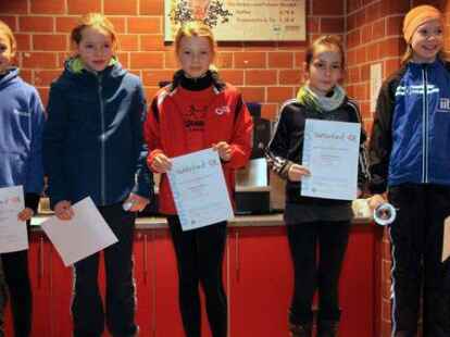 Wenn auch der Spa&szlig; im Vordergrund steht: Am Ende gab es dann Urkunden f&uuml;r die besten L&auml;ufer. Immer mit seiner Kamera vor Ort war N@chbar Rainer Stolle, der seine Bilder in seinem Album auf mein-oldenburg.de zeigt.