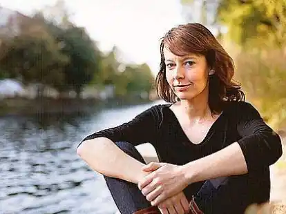 Nancy Krahlisch liest aus ihrem Buch &bdquo;Seemannsbraut&ldquo;. Sie ist am Freitag im Elsflether Heye-Saal zu Gast.