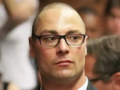 Ebenfalls angeklagt: Carl Pistorius